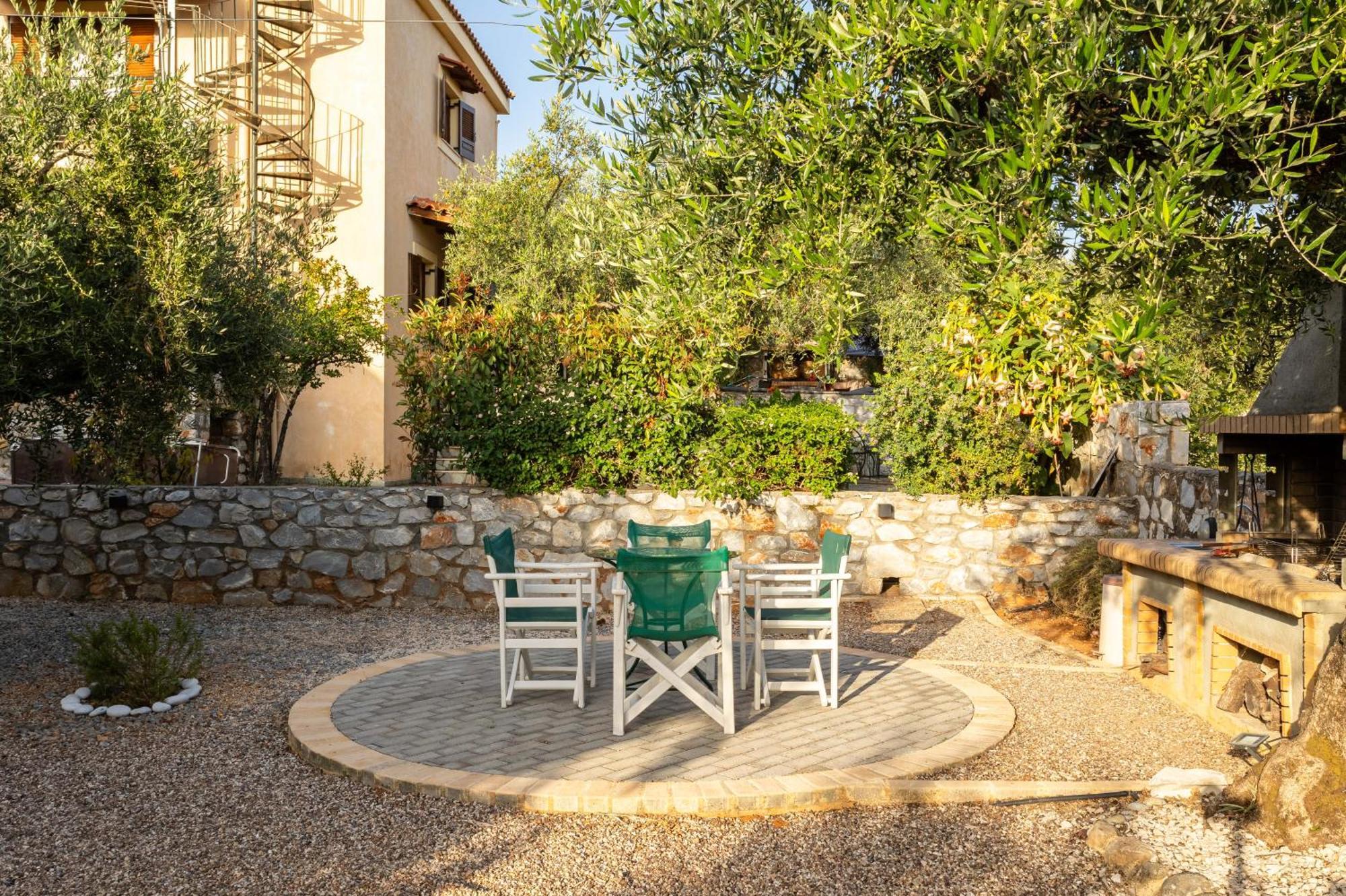 Stoupa Serene Nests - Spitiko Getaway Buitenkant foto
